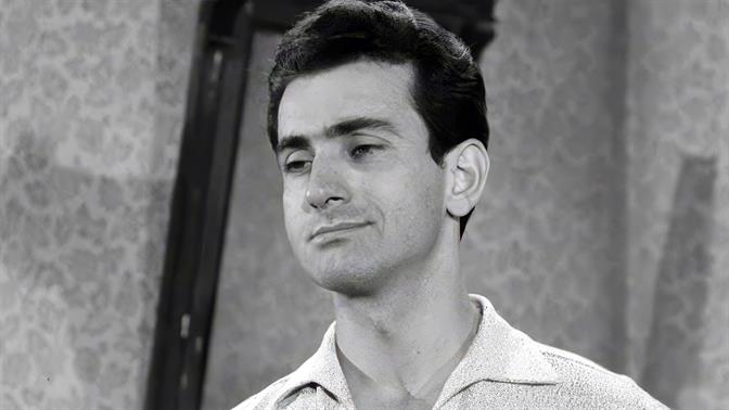 Πέθανε ο Στέφανος Ληναίος