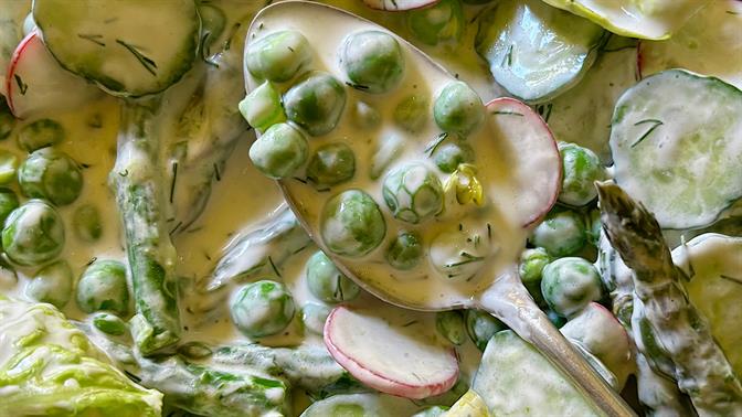 Τι είναι το ranch dressing και πώς το κάνουμε πιο ελαφρύ