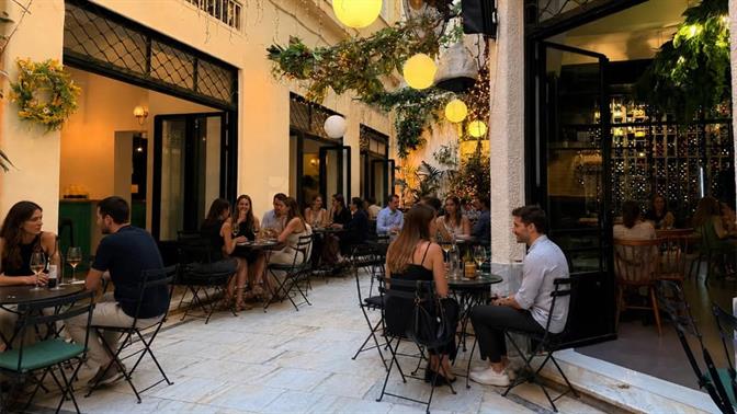 5 ήσυχα wine bar με τραπεζάκια έξω