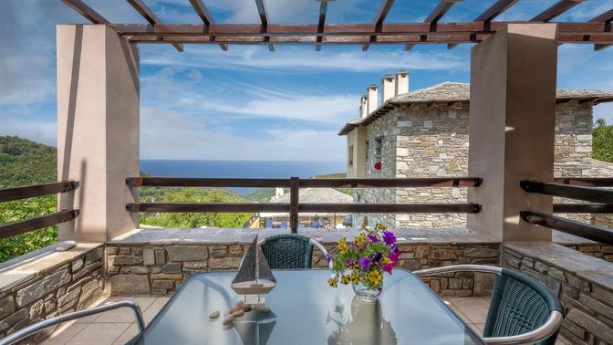 Καλοκαιρινοί ξενώνες στο Πήλιο έως 78€
