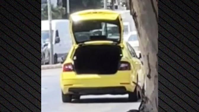 «Πανεπιστήμονας» οδηγός ταξί έφυγε με ανοιχτό πορτμπαγκάζ για να μην δουν τις πινακίδες του πελάτες που είχε υπερχρεώσει