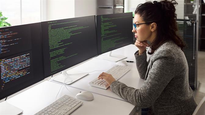 Η επέλαση του No-Code/Low-Code: Θα αντικαταστήσει τελικά τους προγραμματιστές;
