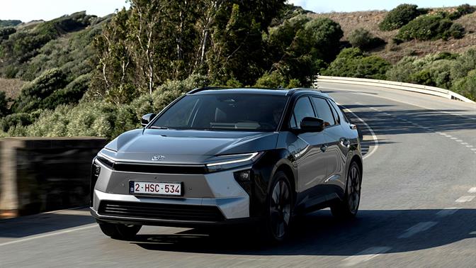 Η Toyota λανσάρει την πιο εύκολη οικιακή φόρτιση του EV