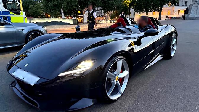 Σπάνια Ferrari αξίας 4,33 εκατ. ευρώ κατασχέθηκε σε αστυνομική επιχείρηση