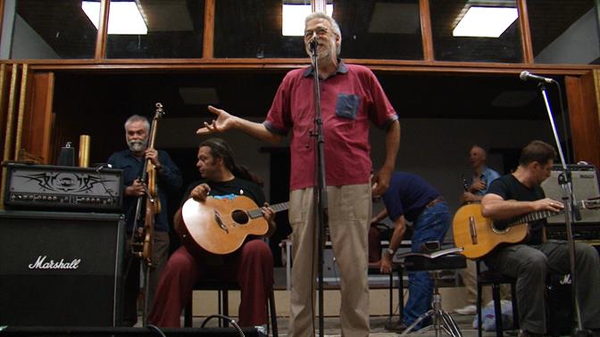 Το ντοκιμαντέρ για τους Χειμερινούς Κολυμβητές έρχεται στο Σινέ Όασις στο Παγκράτι