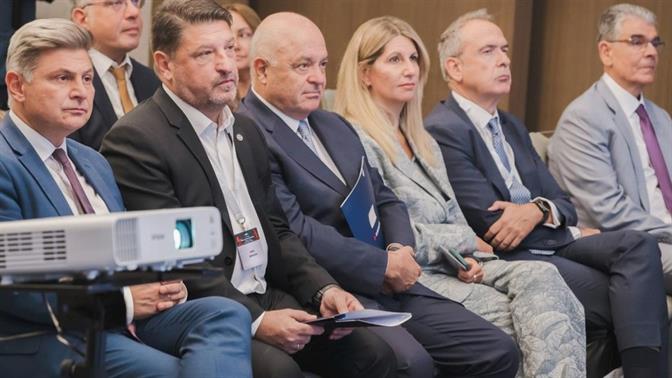 Υπογεννητικότητα & Οικογένεια: Συνθέτοντας λύσεις για το Δημογραφικό Πρόβλημα