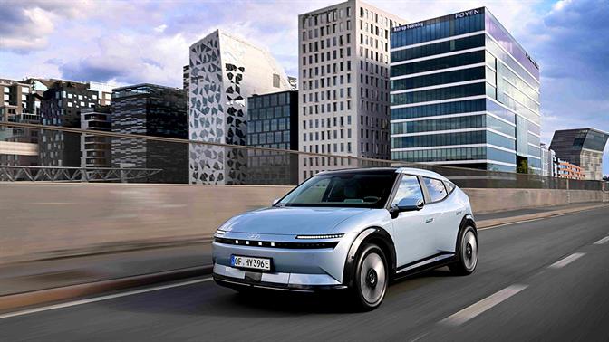 Δύο πρεμιέρες της Hyundai