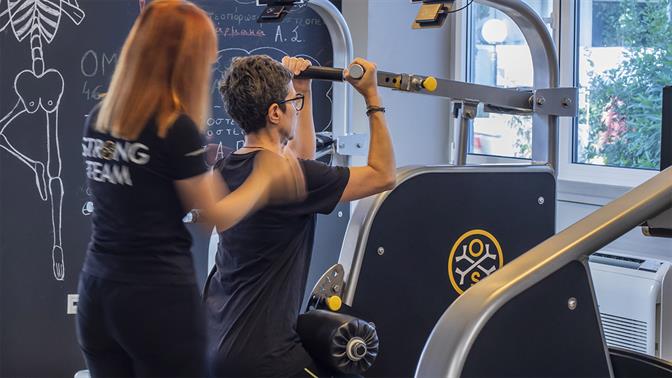 OsteoStrong: Τι μπορούν να κάνουν 10 λεπτά την εβδομάδα για τα οστά σου;