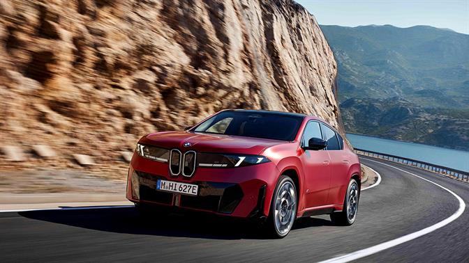 Νέα BMW iX4: Εντυπωσιακές αναλογίες και κομψή coupé σιλουέτα