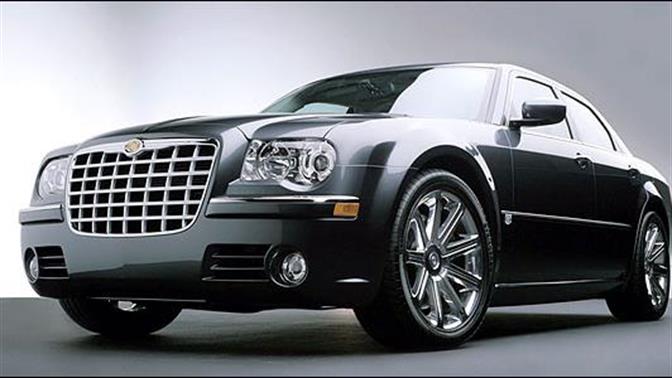 Chrysler 300C: Πολυτέλεια made in USA