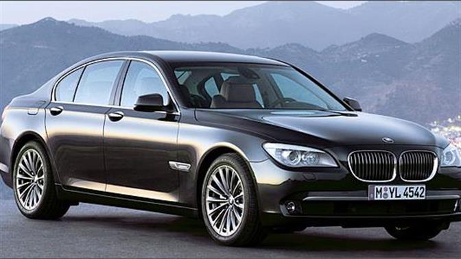 BMW 7: Το ντεμπούτο μιας 
