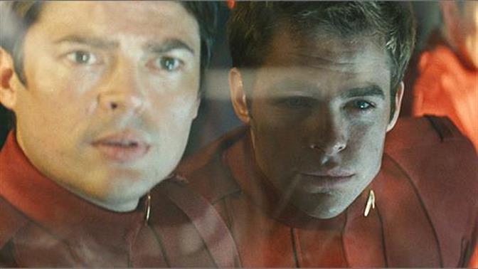 Ο «Κάπτεν Κερκ» ταξιδεύει στο διάστημα με τον Τζεφ Μπέζος