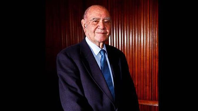 «Έφυγε» σε ηλικία 90 χρονών ο Τάκης Σαρακάκης