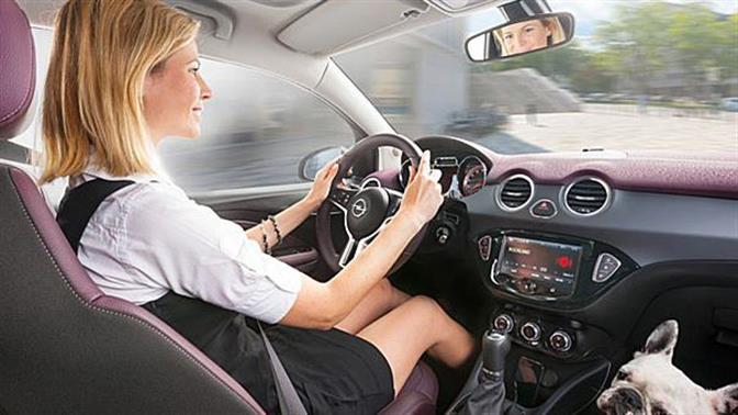 Opel Adam: «Συνδεδεμένο» με την τεχνολογία