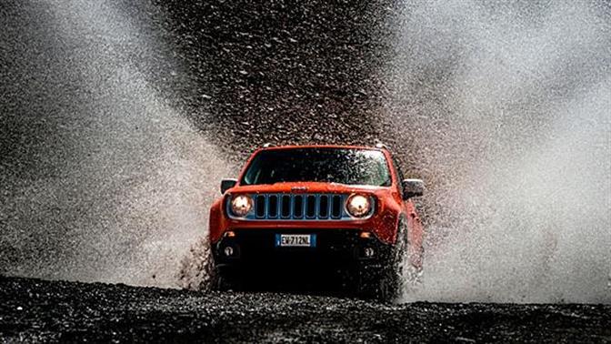 Πέντε αστέρια στο νέο Jeep Renegade