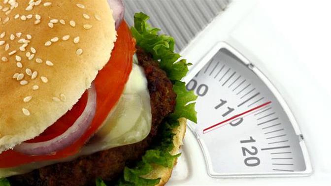 Fast food: Πώς θα χορτάσετε χωρίς να παχύνετε
