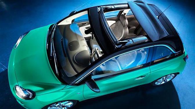 Opel Adam με ανοικτή οροφή 