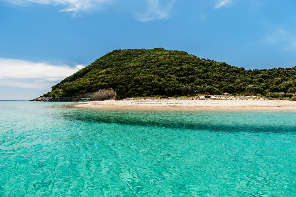 Αυτά είναι τα φθηνότερα ελληνικά νησιά για διακοπές! (photos)