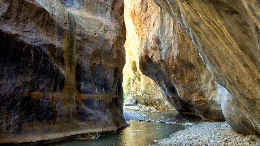 Τα ωραιότερα φαράγγια της Ελλάδας (φώτο)  