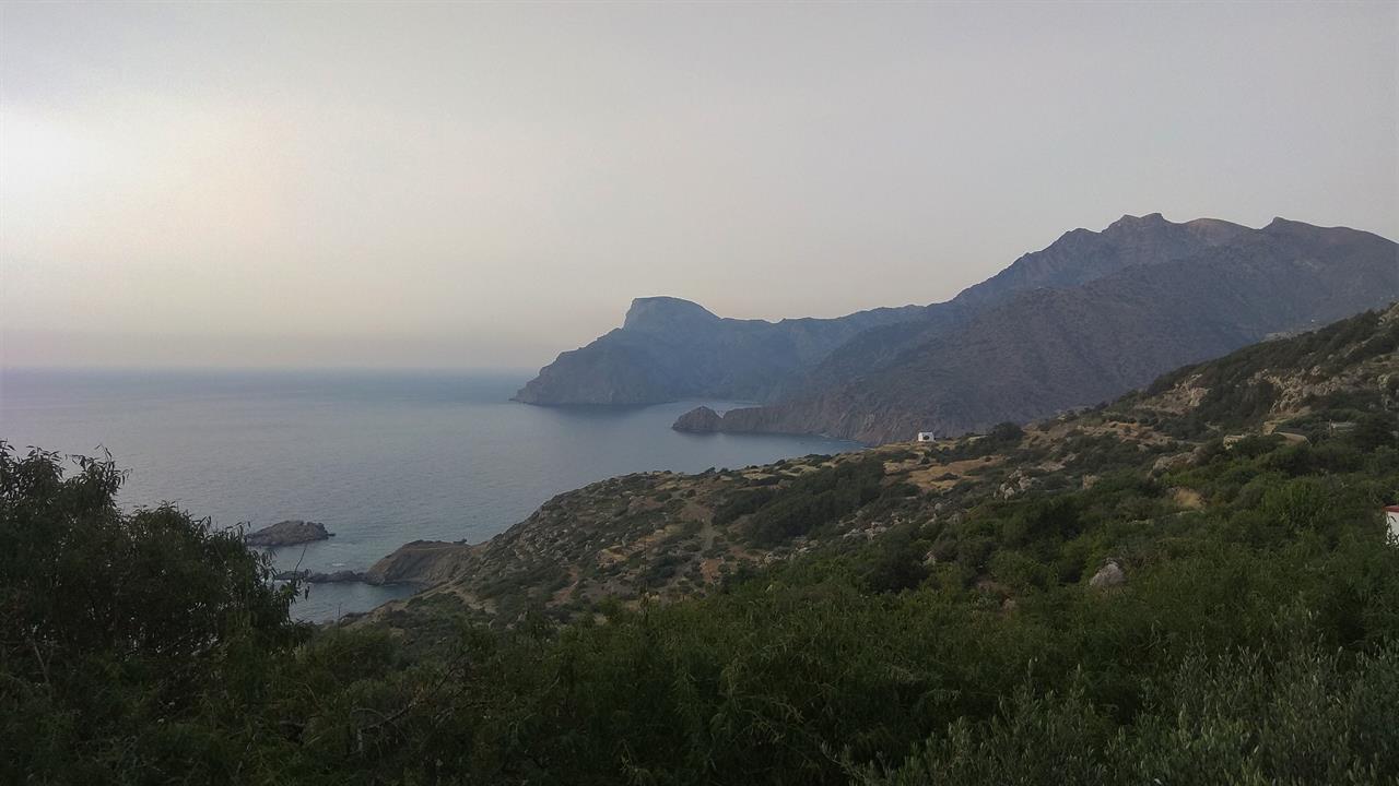 Η θέα από το Μεσοχώρι.