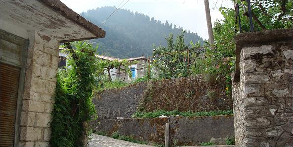 Μέσα στο Μεγάλο Χωριό